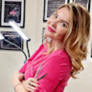 Meet your Posher, Alya